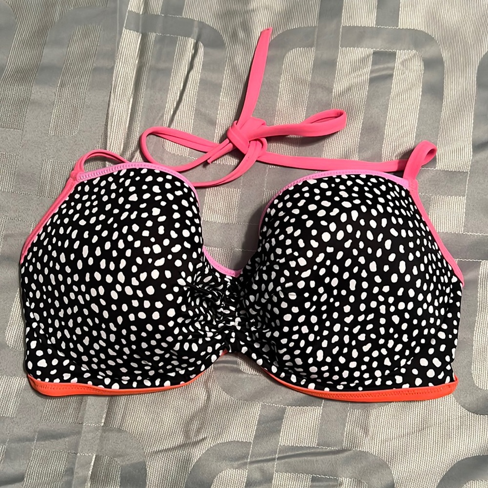 Victoria’s Secret Bikini Top-36DD- excellent condition